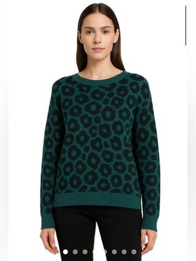 BCBGMAXAZRIA Emerald Animal Print Leopard Crew Neck Sweater